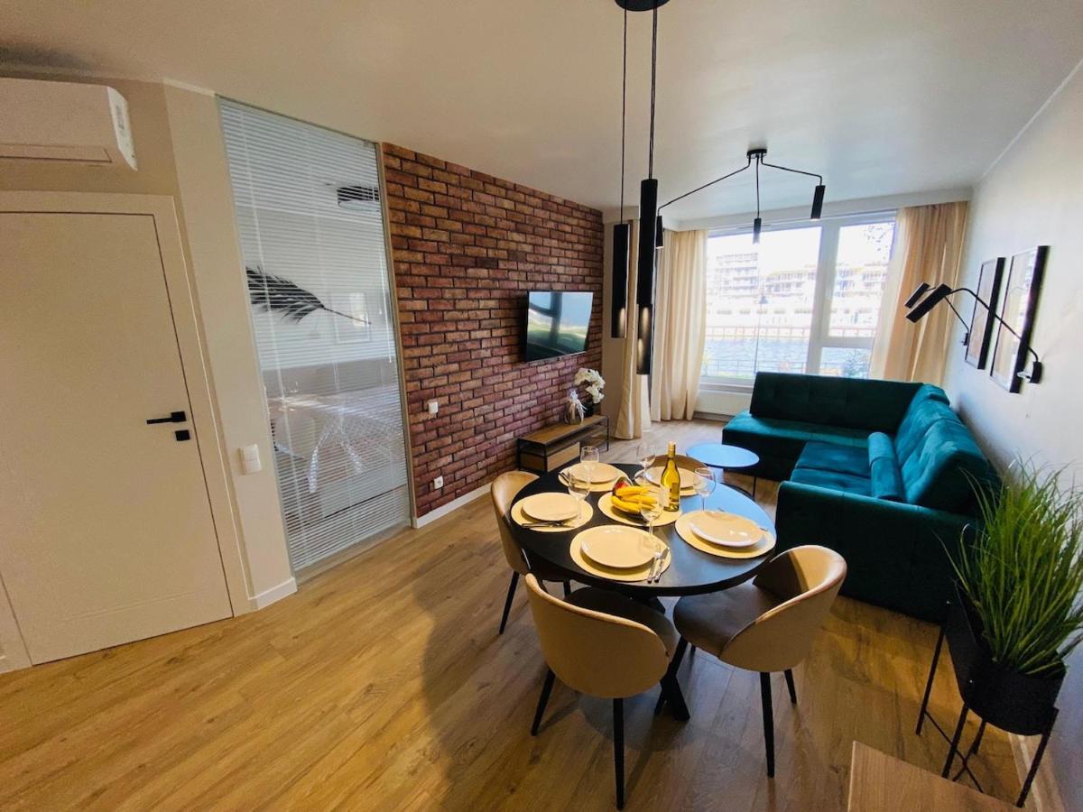 Apartamenty S&S Chlebova Gdansk Z Widokiem Na Rzeke Motlawe, Stare Miasto Exterior photo